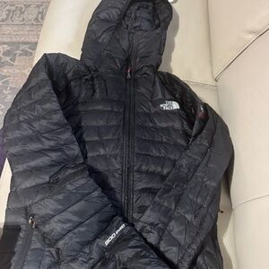 north face jacket size small, black summit series, hood